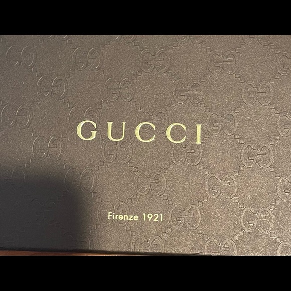 Brand new GUCCI BOX - Picture 1 of 6
